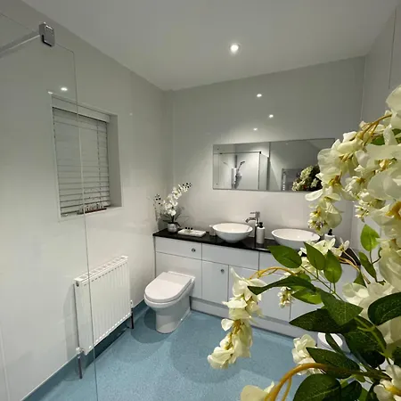 Apartamento The Beachcomber, One Min From Harbour And Beach Scarborough