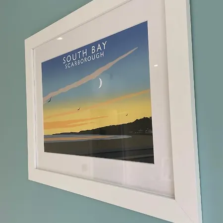 The Beachcomber, One Min From Harbour And Beach Apartamento