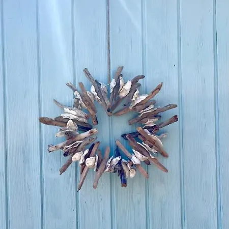 The Beachcomber, One Min From Harbour And Beach Scarborough