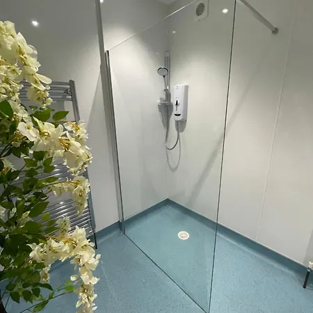 The Beachcomber, One Min From Harbour And Beach Apartamento