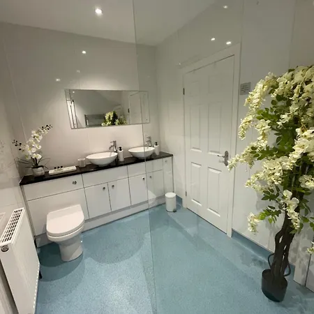 The Beachcomber, One Min From Harbour And Beach Apartamento Scarborough